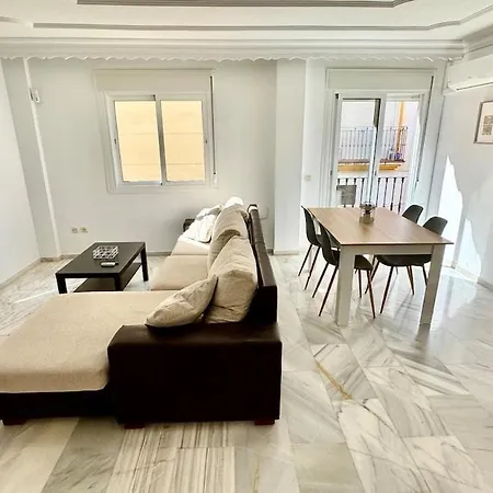 Apartment A 2 Min De La Playa Tren Directo Nuevo Y Comodo Fuengirola